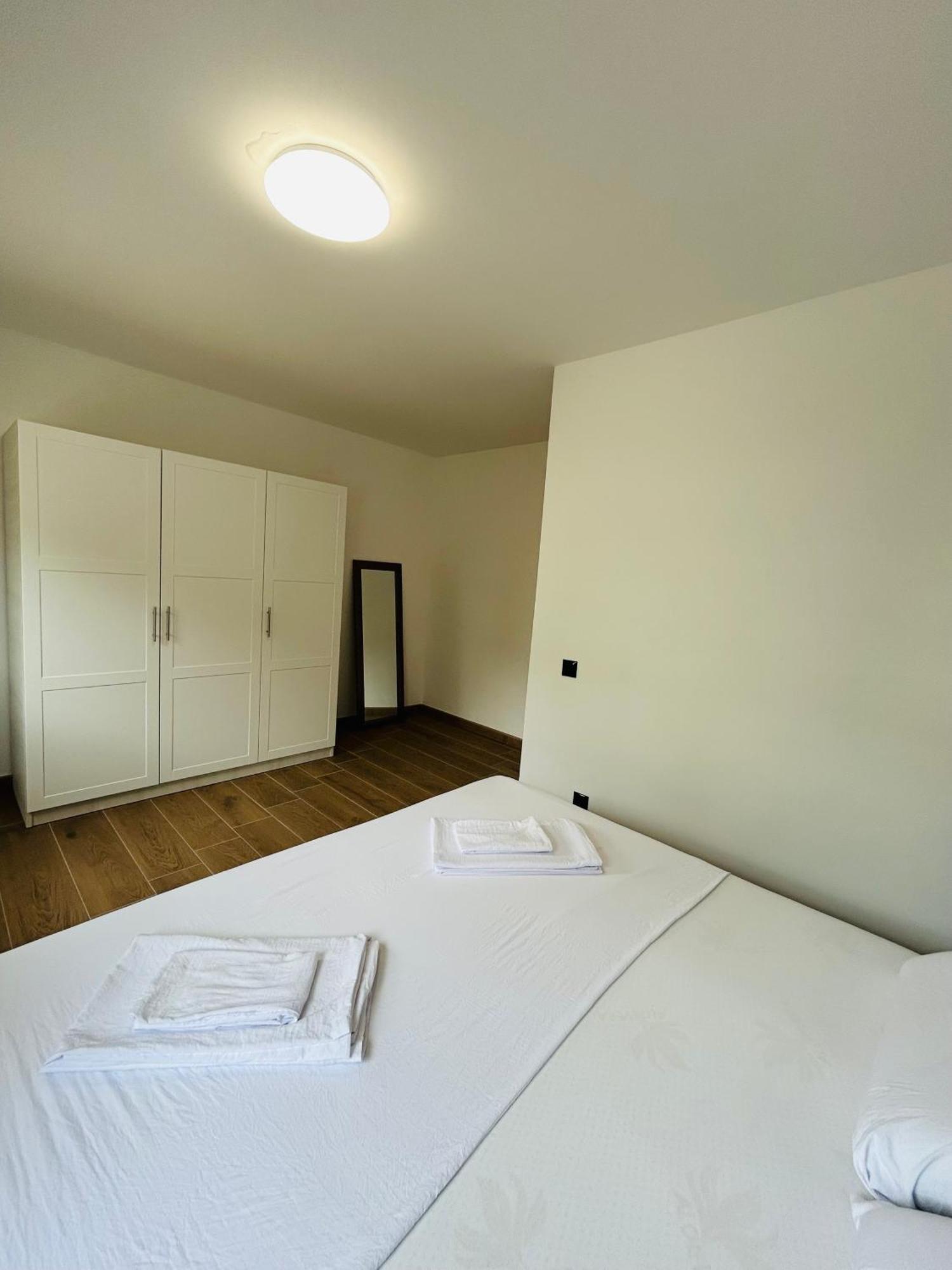 Harmony Suites Bol Bagian luar foto