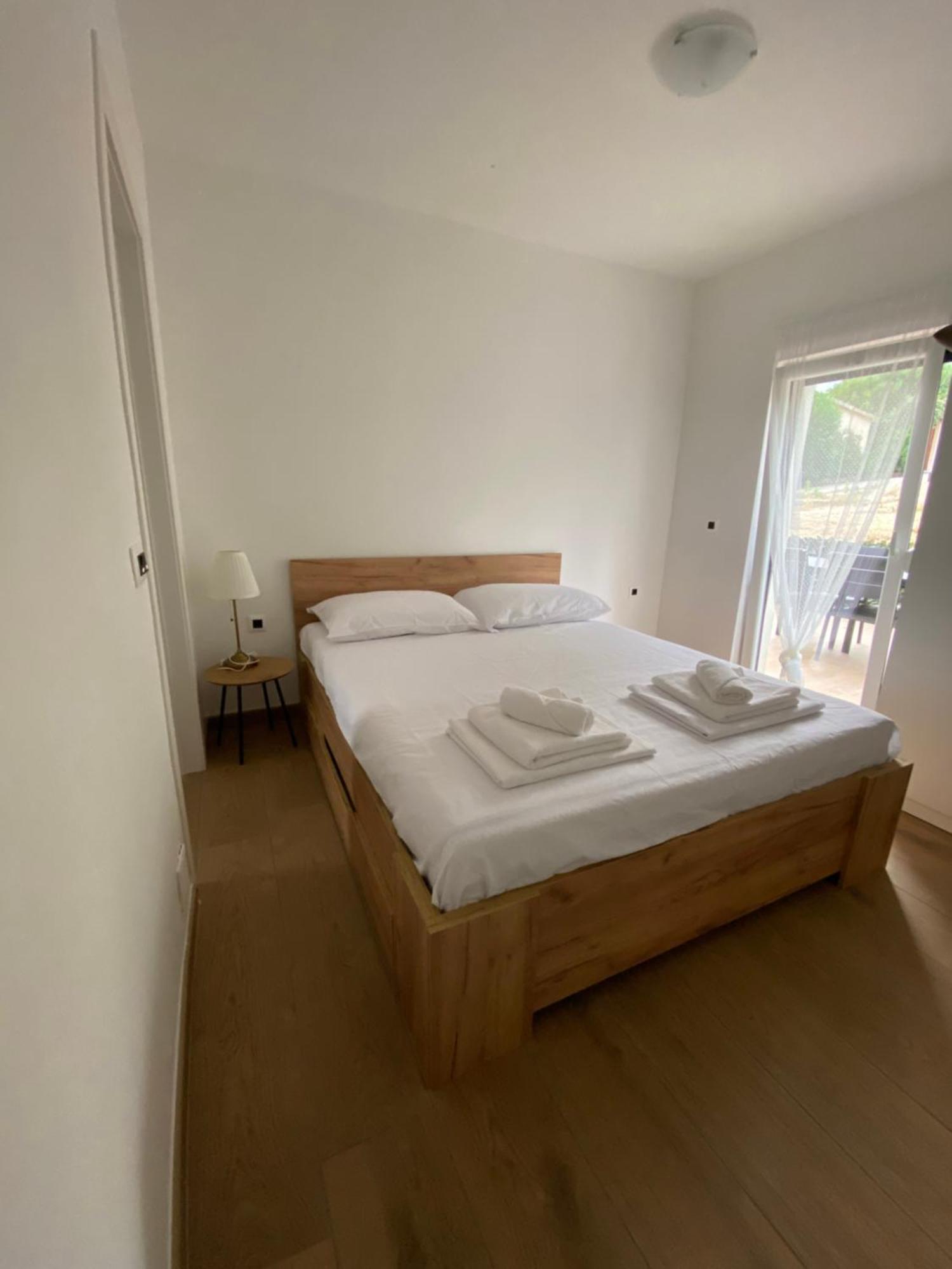 Harmony Suites Bol Bagian luar foto